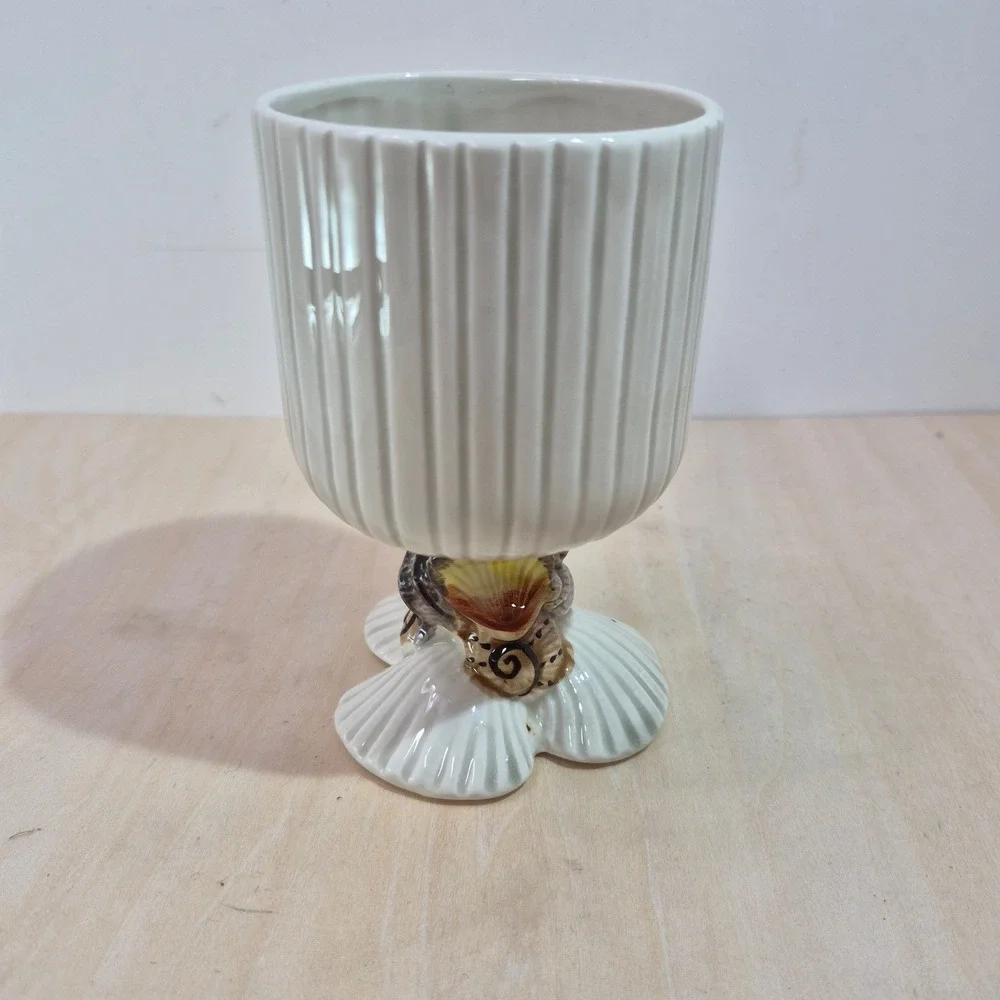 Vintage 1975 Fitz and Floyd Seashell Pedestal Goblet White Ribbed Ceramic Japan‎
